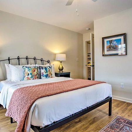 Saluda Main Street Retreat - Central Location! 外观 照片