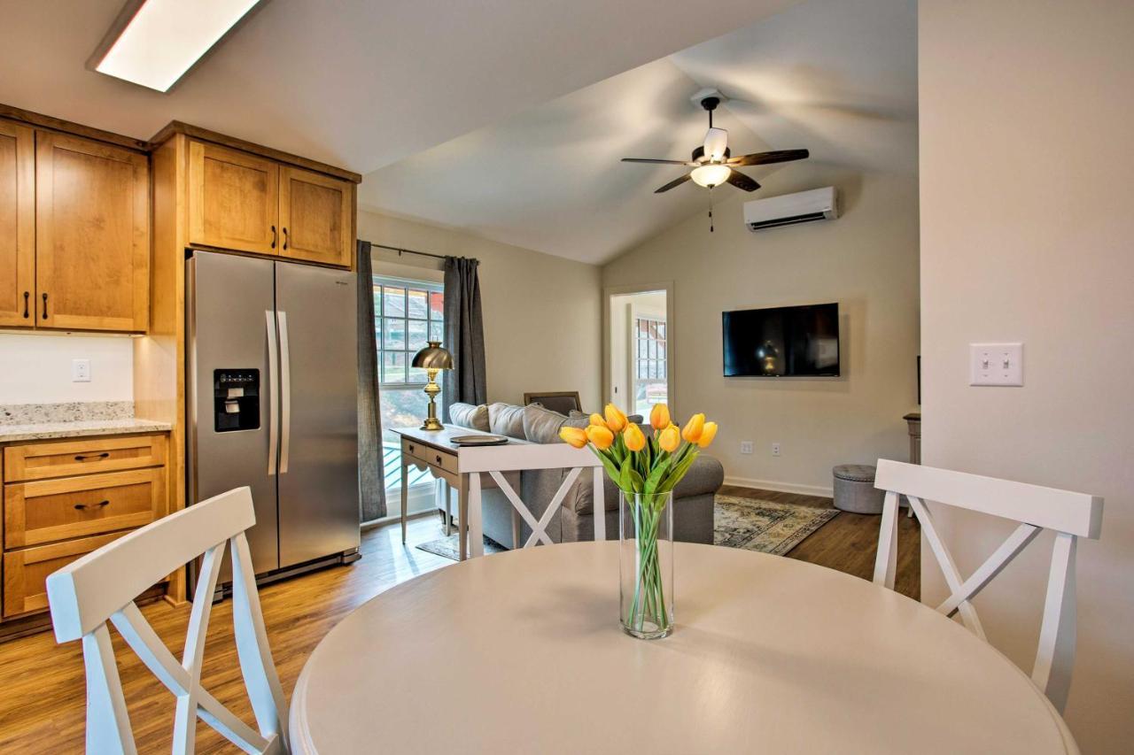 Saluda Main Street Retreat - Central Location! 外观 照片